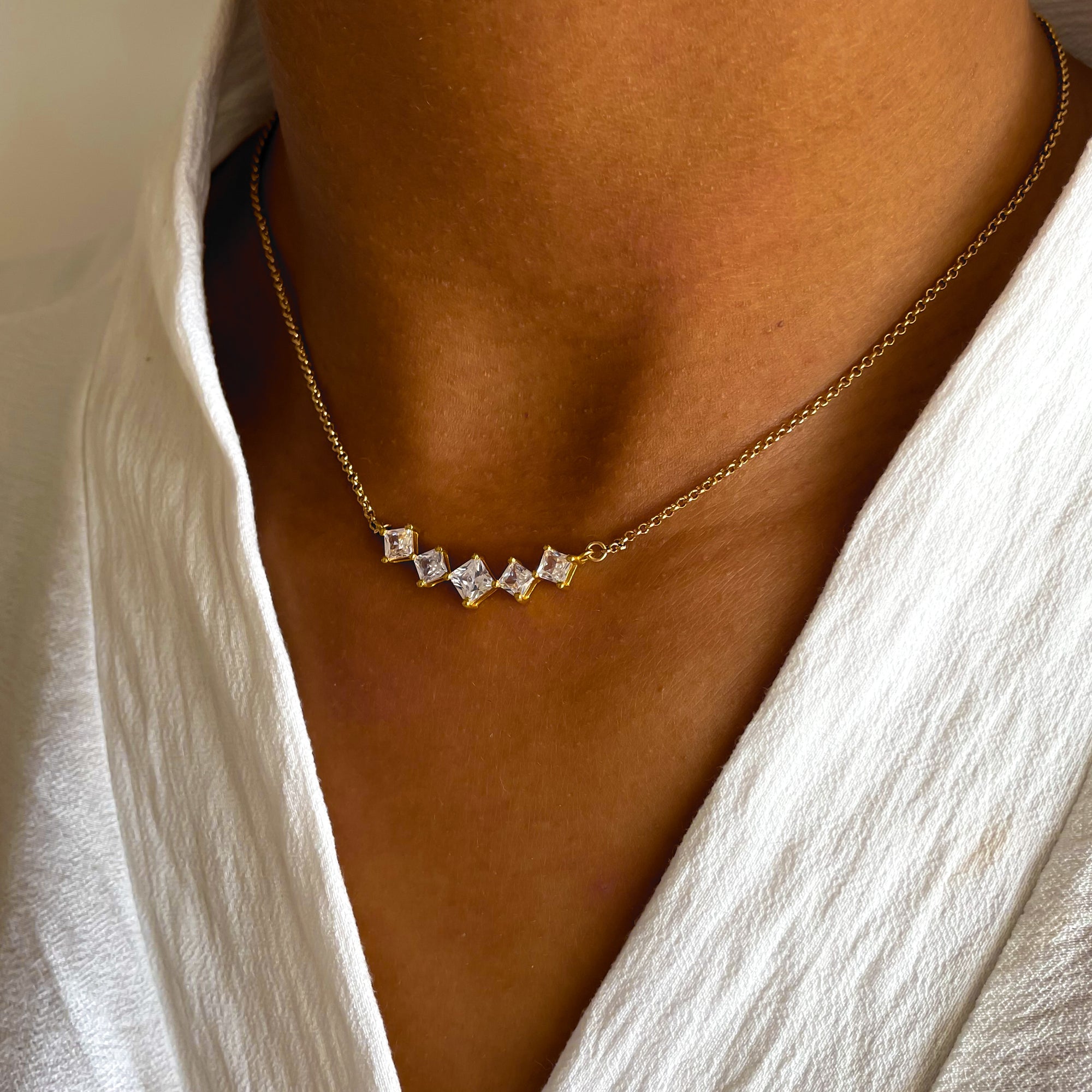 Collar Inés